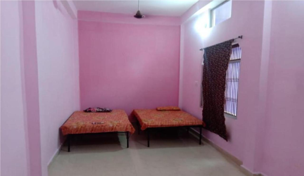 Maheshwari Bhavan By Wb Inn Sitapur Muafi Екстериор снимка