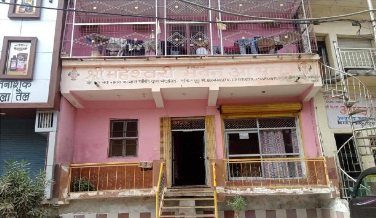 Maheshwari Bhavan By Wb Inn Sitapur Muafi Екстериор снимка